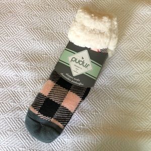 Pudus Slipper Socks
